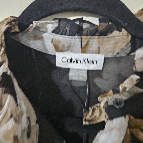 Calvin Klein Floral Blouse - Picture 5 of 8